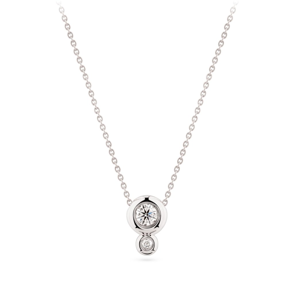 Pendant with diamonds