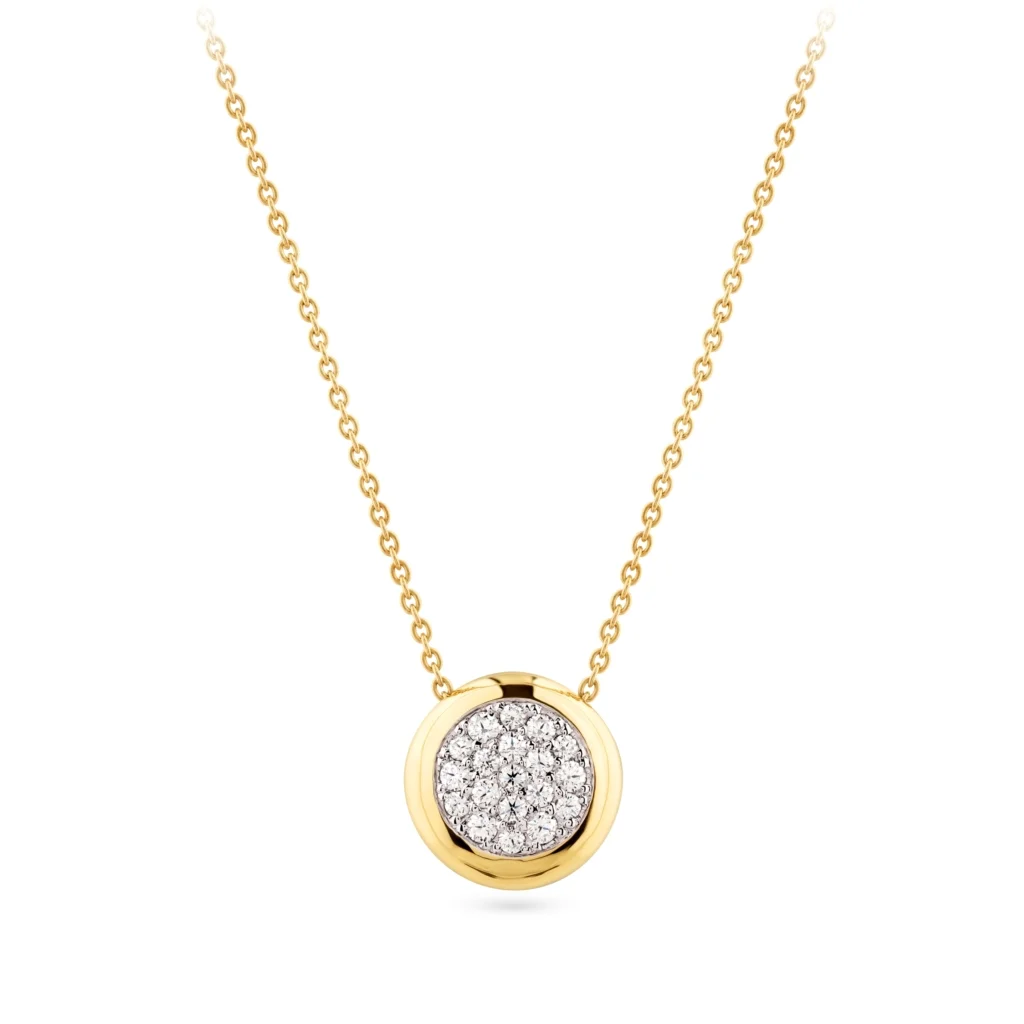 Pendant with diamonds