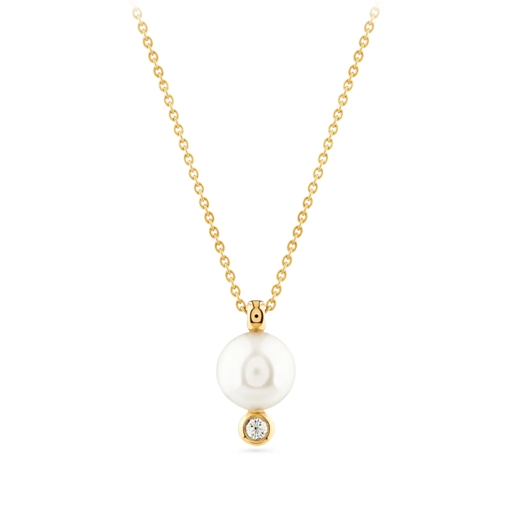 PENDANT WITH PEARL AND DIAMOND