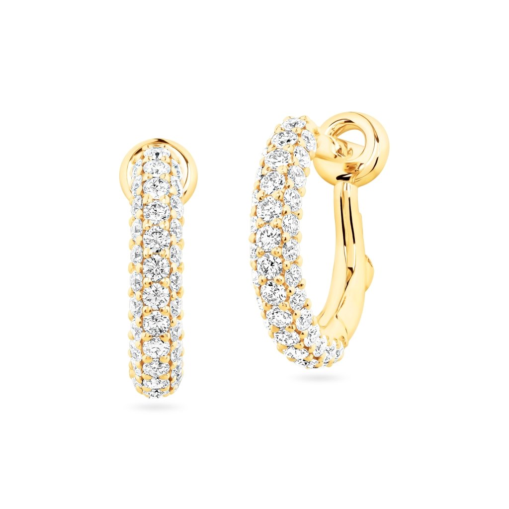 Earrings with diamonds