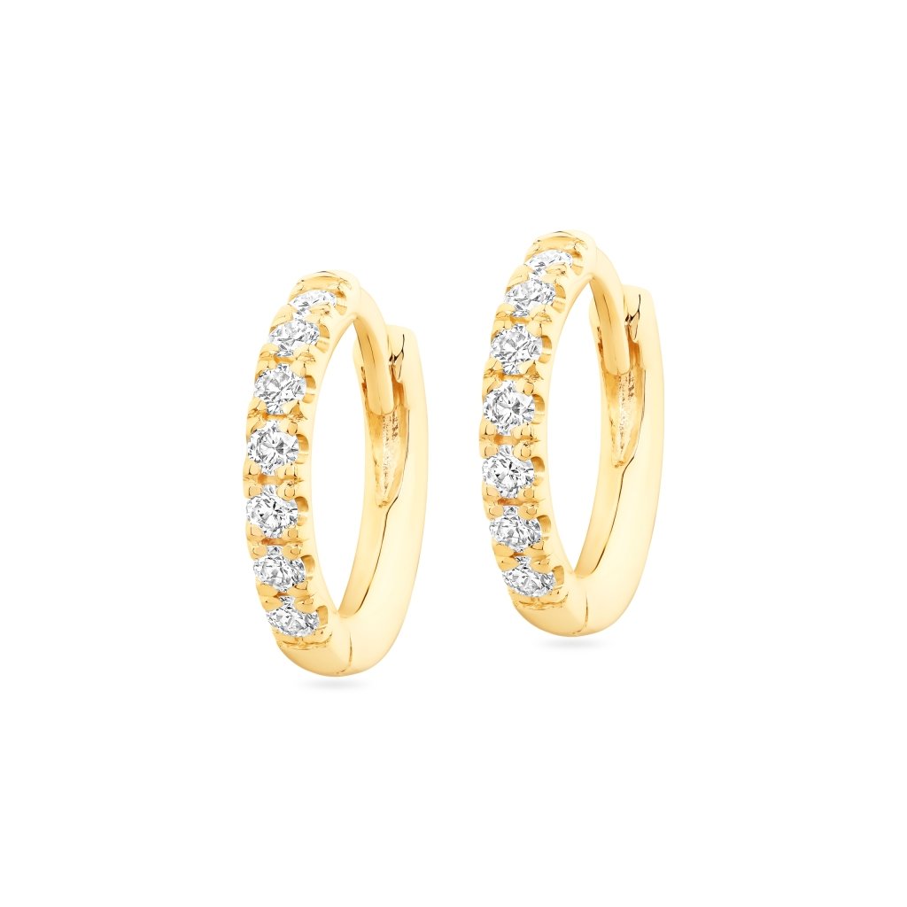 Earrings with diamonds