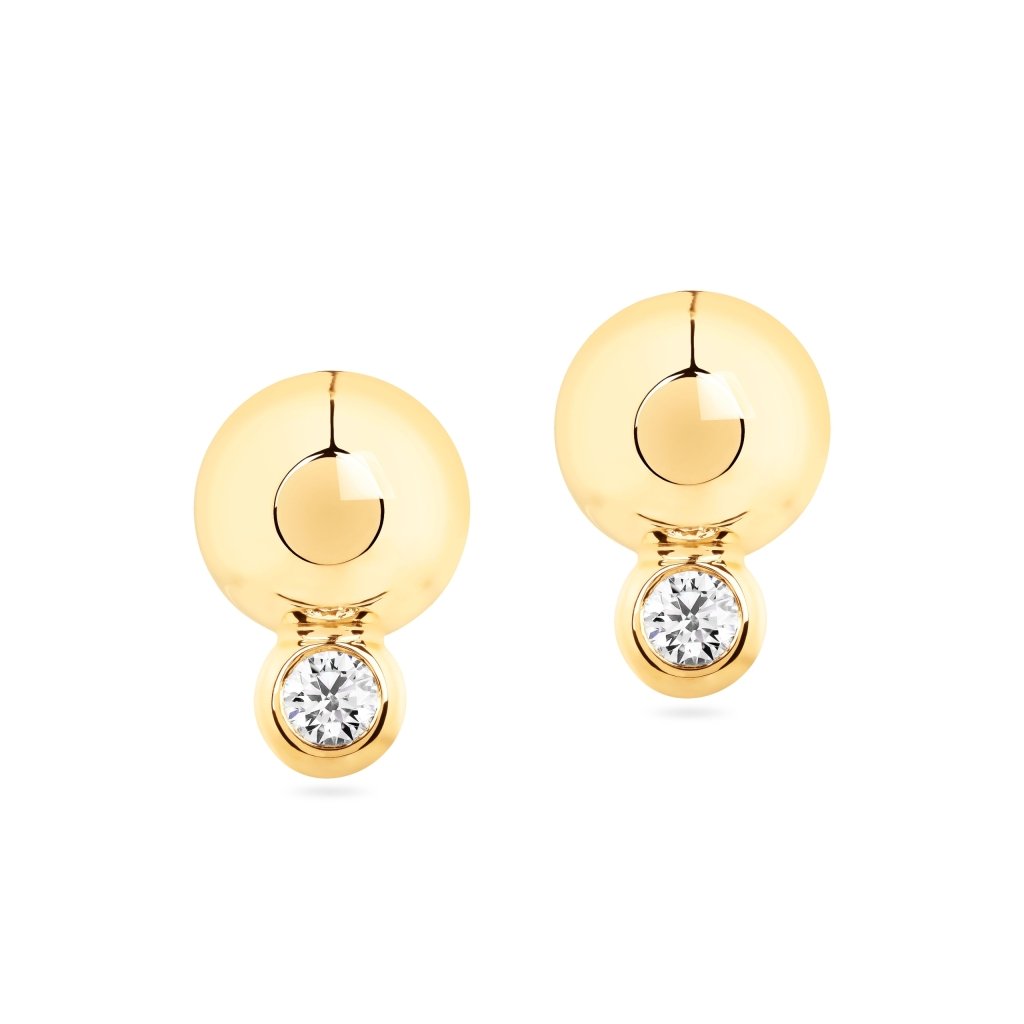 Earrings with diamonds