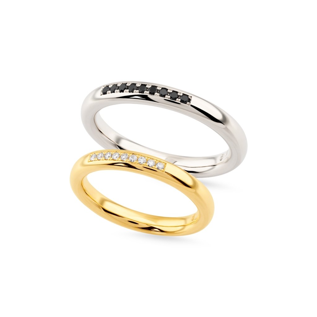 Wedding ring with black diamonds