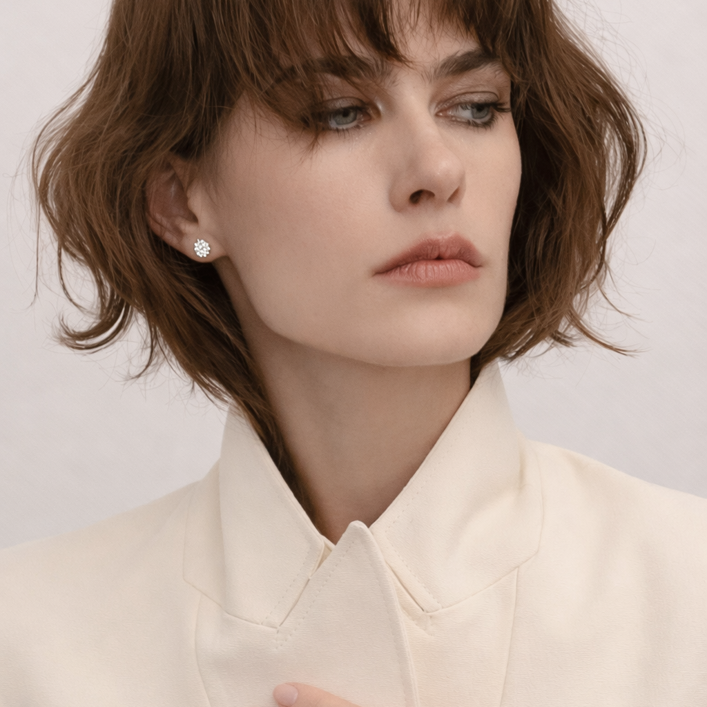 EARRINGS WITH DIAMONDS