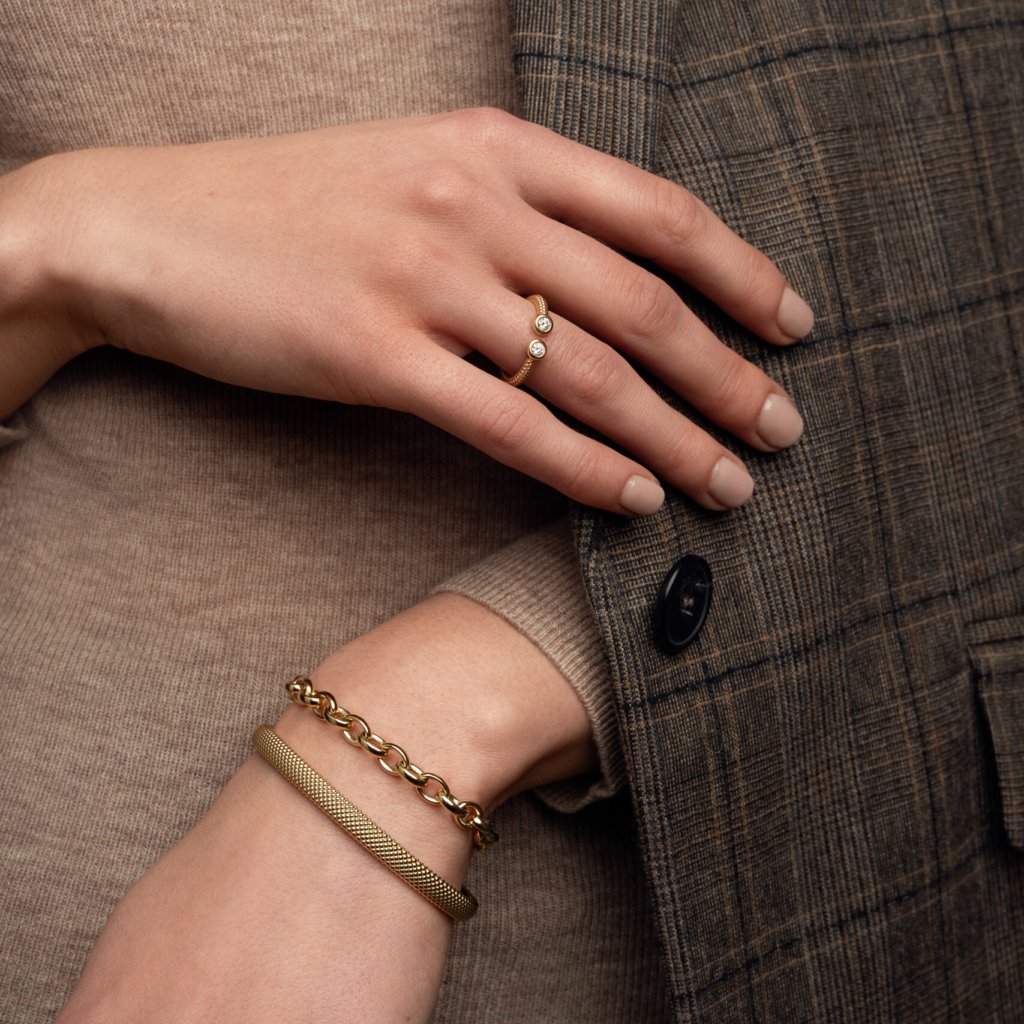 NEVER ENDING STORY TWO DIAMONDS RING