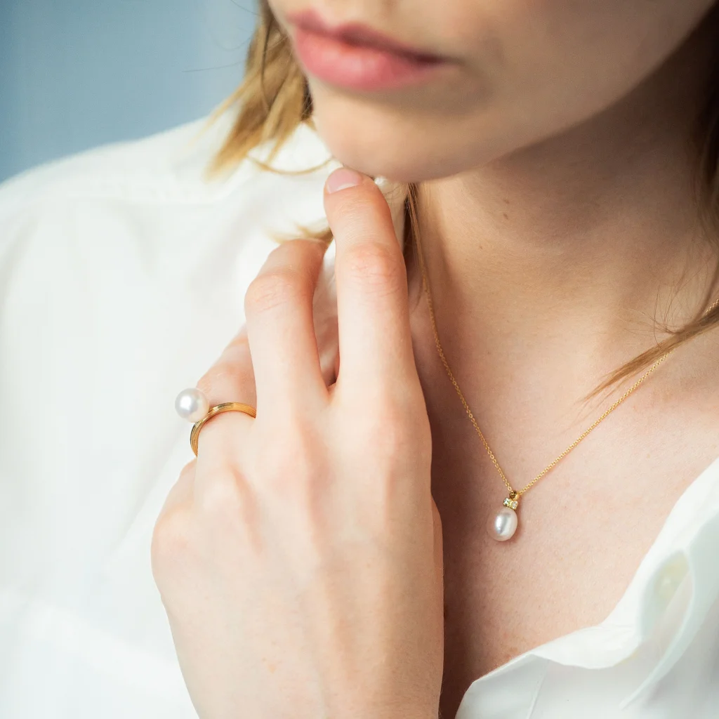 ŽIEDAS NOA SU GĖLAVANDENIU PERLU