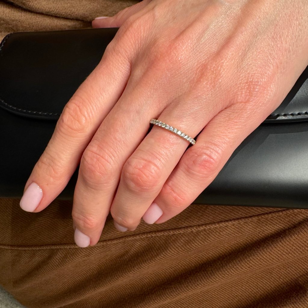 ETERNITY RING WITH DIAMONDS